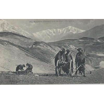 Chasseurs Alpins en manoeuvre d'artillerie dans les alpes